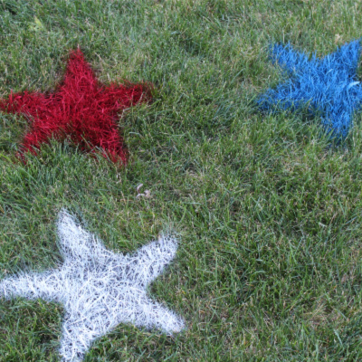 4th of July painted lawn stars